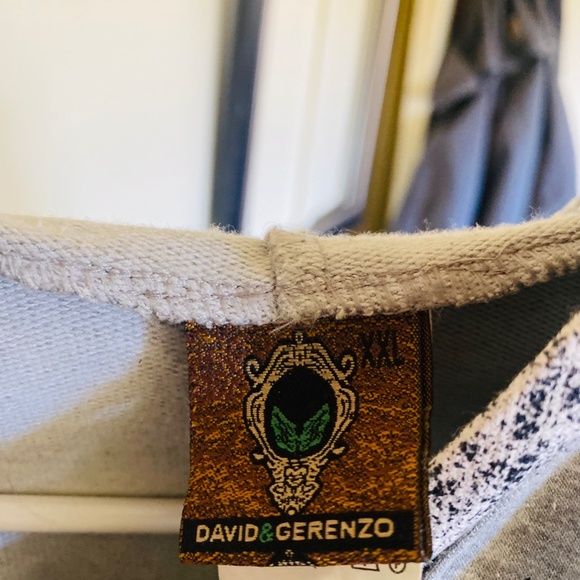 Ninja  zip-up sleeveless hoodie - Picture 5 of 5